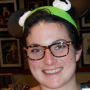 Meet your Posher, Caitlin